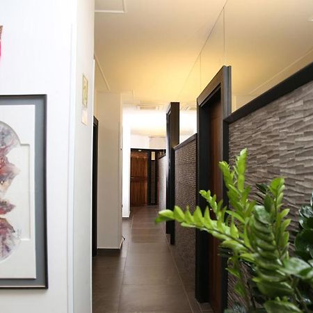 Boutique Hotel Piazza Carita نابولي المظهر الخارجي الصورة