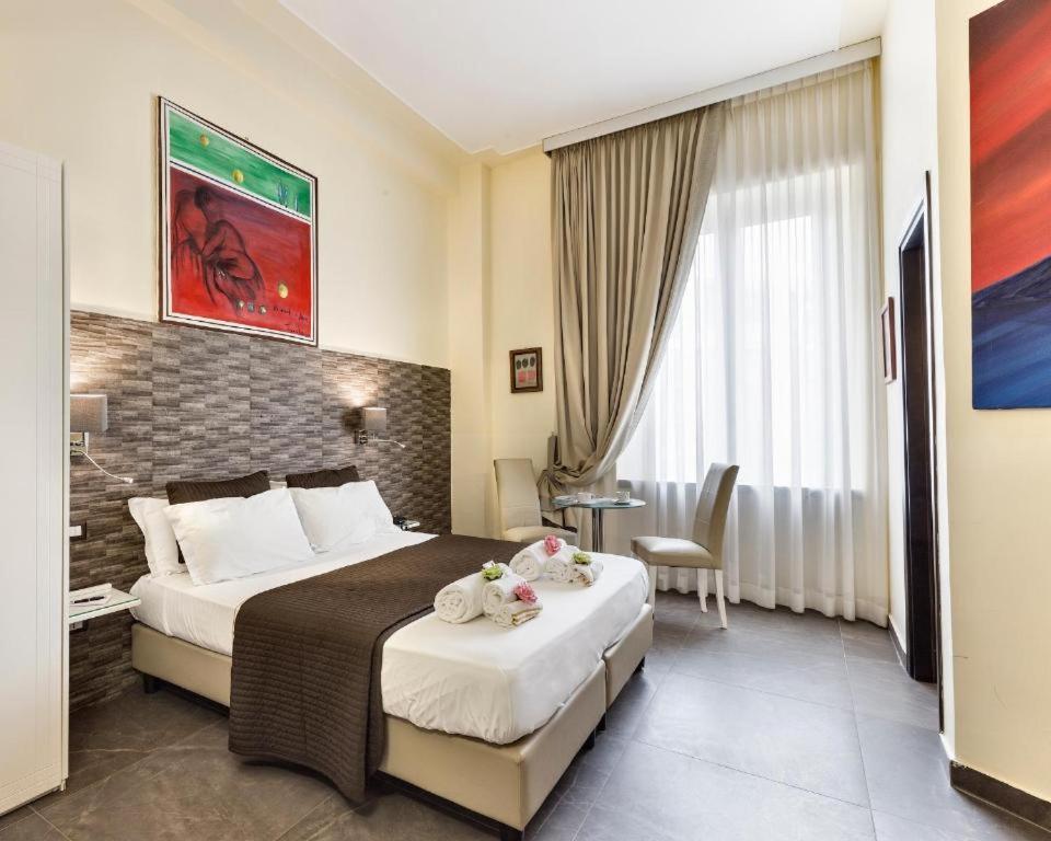 Boutique Hotel Piazza Carita نابولي المظهر الخارجي الصورة