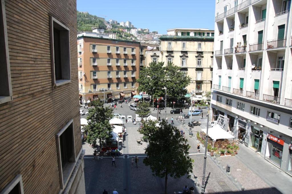Boutique Hotel Piazza Carita نابولي المظهر الخارجي الصورة