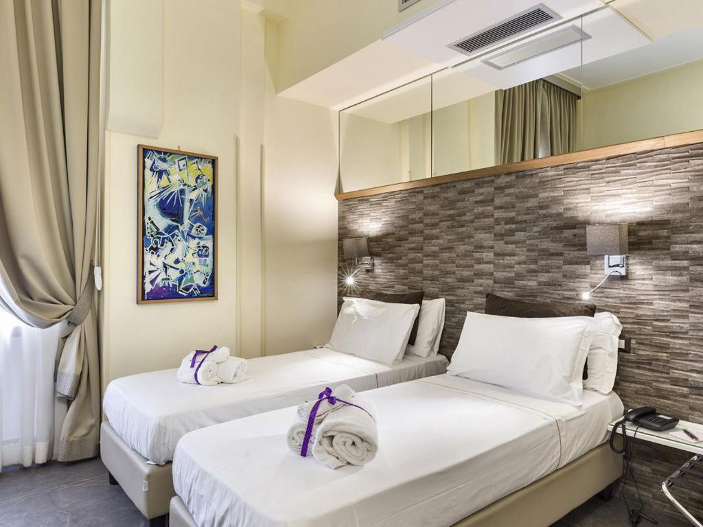 Boutique Hotel Piazza Carita نابولي المظهر الخارجي الصورة