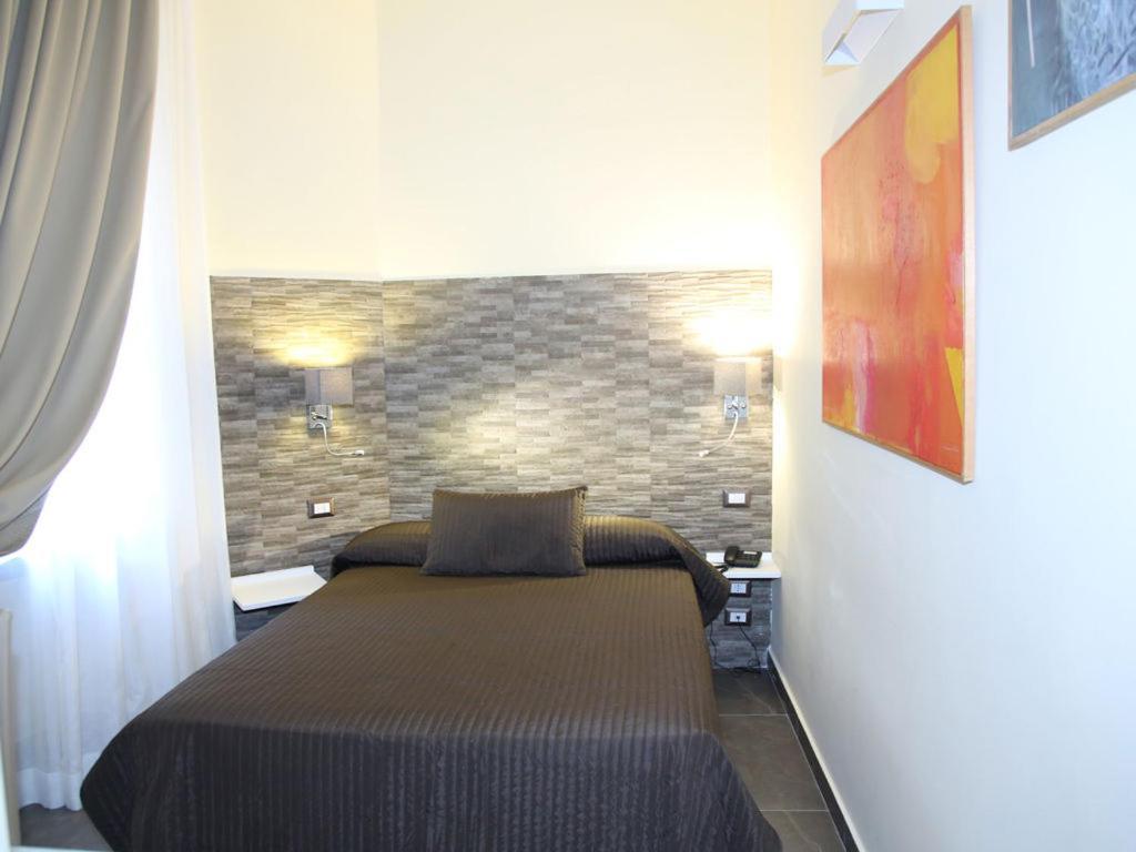 Boutique Hotel Piazza Carita نابولي المظهر الخارجي الصورة